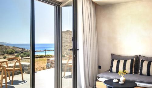 Deluxe Suite with Sea View