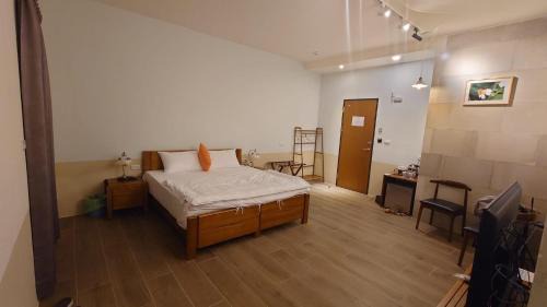 King Suite with Balcony