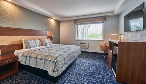 Deluxe King Room