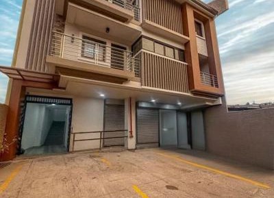 Two-Bedroom Apartment with City View