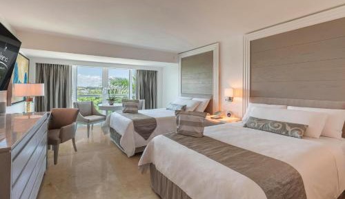 Royale Deluxe Lagoon View - Get 3 Free Nights at Punta Cana