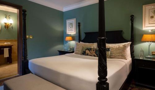 Garden King Suite