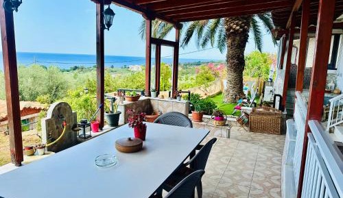One-Bedroom Apartment with Balcony and Sea View