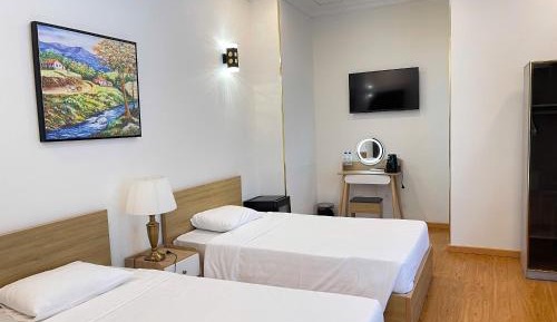 Deluxe Double or Twin Room