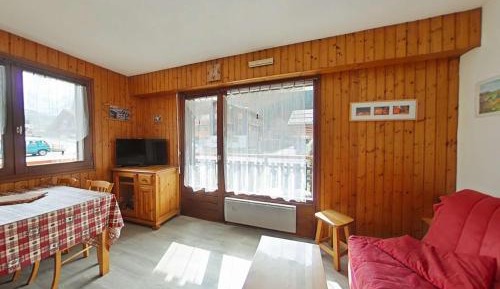 Apartment (4 Adults)