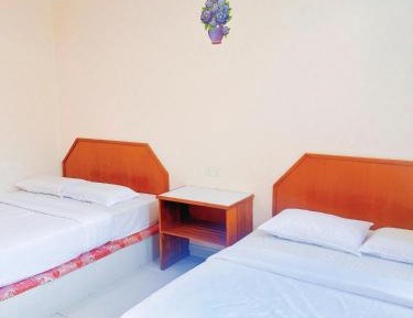 Quadruple Room with Private Bathroom