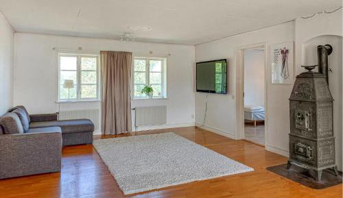 Five-Bedroom Holiday Home