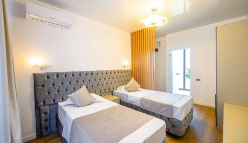 Studio with Sofa Bed