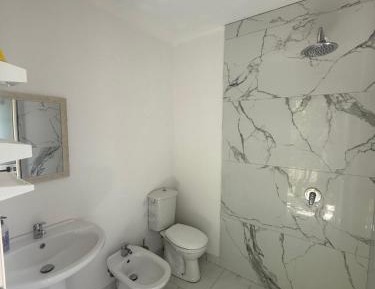 Economy Triple Room with Shared Bathroom