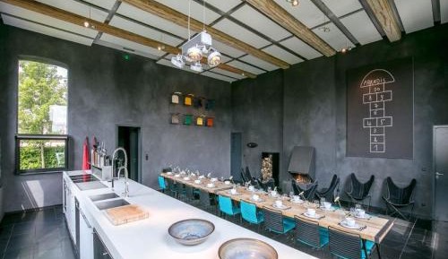 Seven-Bedroom Holiday Home