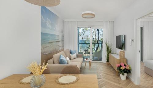 One-Bedroom Apartment - Sea Side