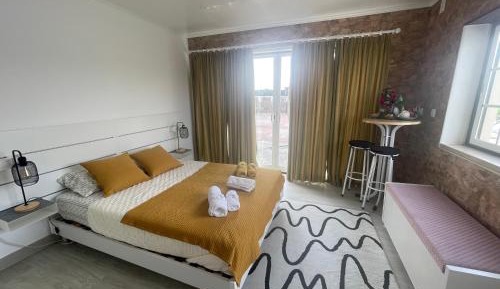 Double Room with Shared Bathroom