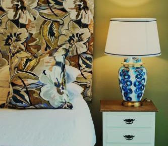 Queen Room with Garden View