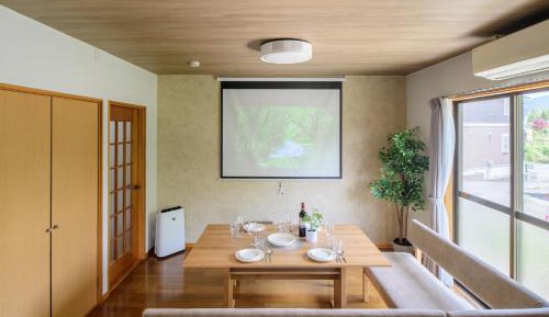 Family Room with Mountain View