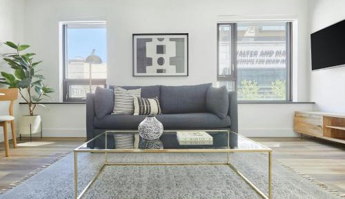 One-Bedroom Apartment with Queen Bed