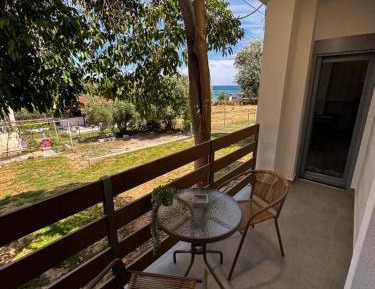 One-Bedroom Apartment with Sea View and Terrace