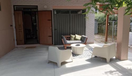 Twin Room with Shared Bathroom