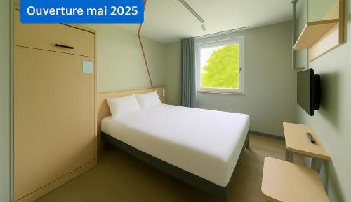 Standard Double Room with Murphy Bed