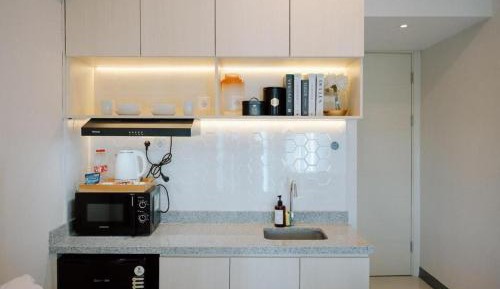 Studio Apartment with Balcony