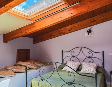 Quadruple Room with Private Bathroom