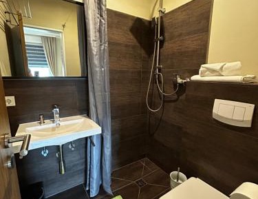 Single Room with Private Bathroom