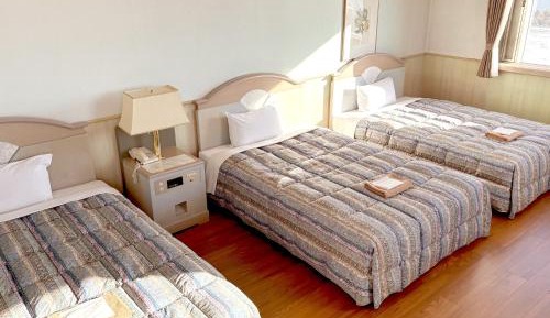 Large Twin Room