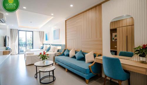 King Suite with Balcony