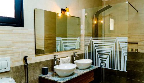 Double or Twin Room with Terrace