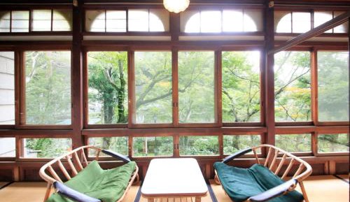 Japanese-Style Suite Room B – Shared Hot spring Bath & Garden View