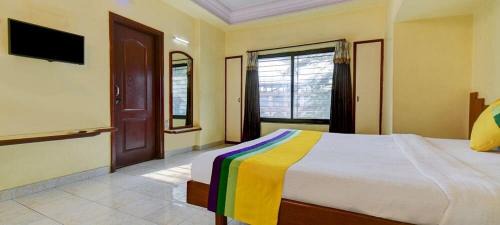 Deluxe Double Room (2 Adults + 1 Child)