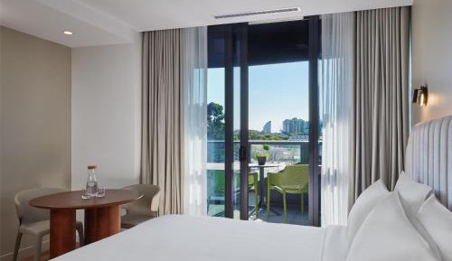 Den King Room with Balcony