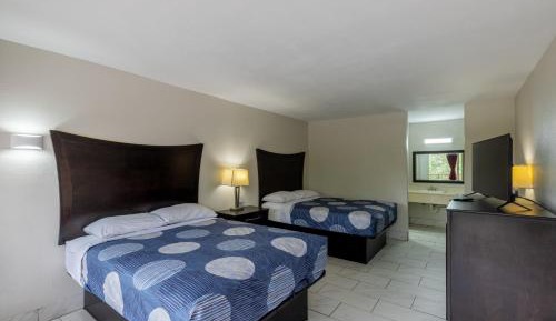 Queen Room with Two Queen Beds