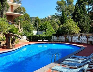 Three-Bedroom Chalet