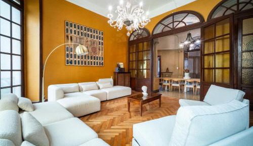 Three-Bedroom Premium Apartment