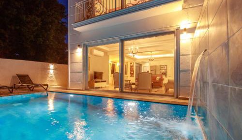 Superior Villa