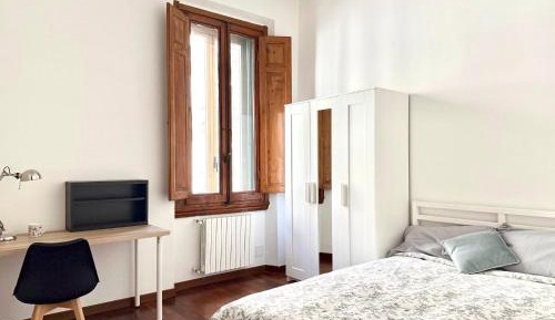 Four-Bedroom Deluxe Apartment