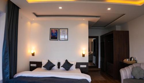 Superior King Room