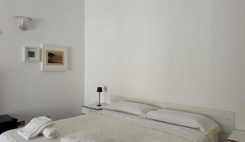 Deluxe Double Room with Shower