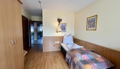 Budget Twin Room