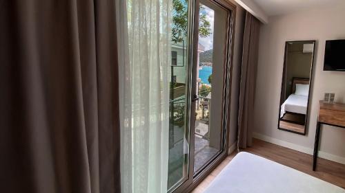 Economy Twin Room