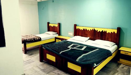Deluxe Family Suite