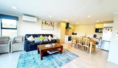 Three-Bedroom Holiday Home 