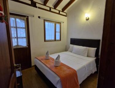 Double Room with Private External Bathroom