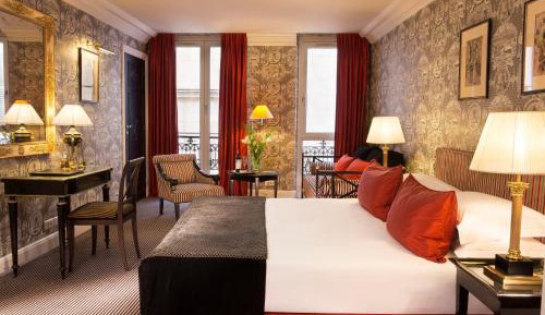 Deluxe Suite