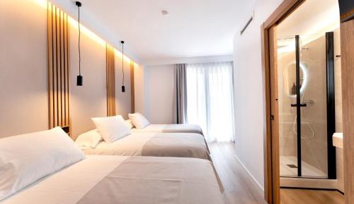 Triple Room with Balcony