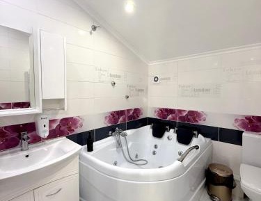 Triple Room with Bath