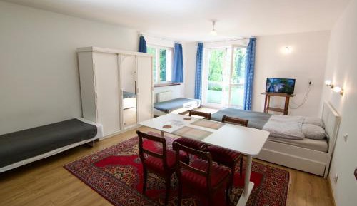 Quadruple Room with Private Bathroom
