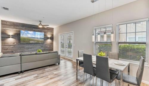 Four-Bedroom Holiday Home