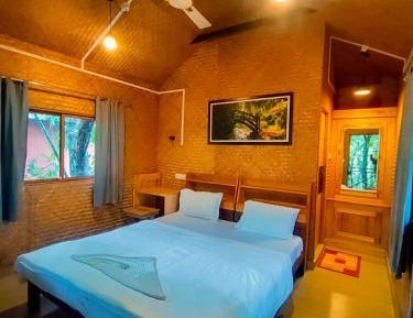 Double or Twin Room with Balcony