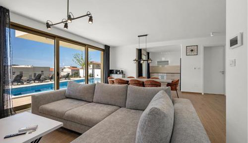 Four-Bedroom Holiday Home